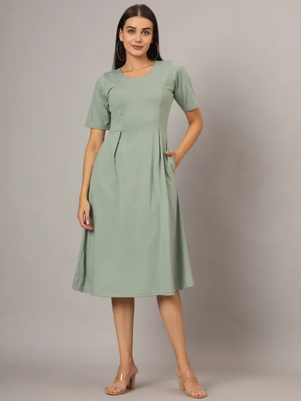 BRINNS_Women_Solid_Plus_Size_Cotton_A-Line_Midi_Dress
