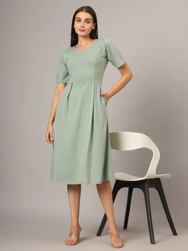 BRINNS_Women_Solid_Plus_Size_Cotton_A-Line_Midi_Dress