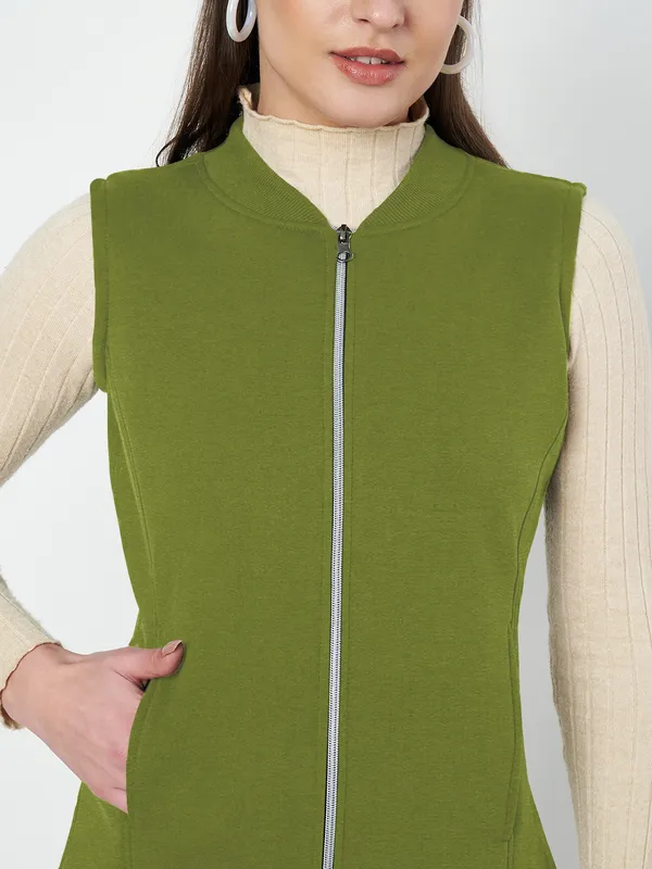 BRINNS_Plus_Size_Mock_Neck_Zip_Closure_Fleece_Tailored_Jacket