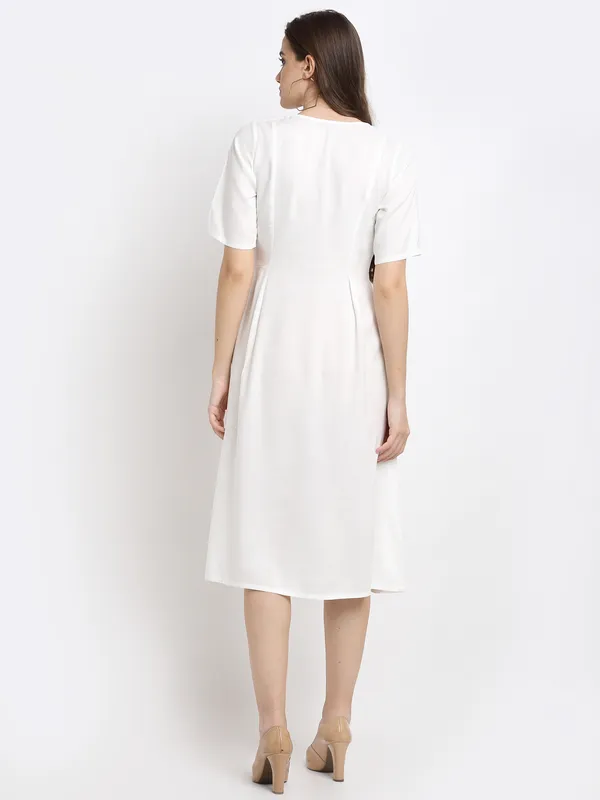 White_Rayon_Solid_Dresses