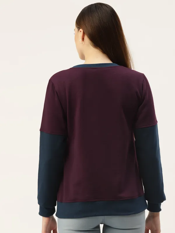 BRINNS_Women_Colourblocked_Fleece_Sweatshirt