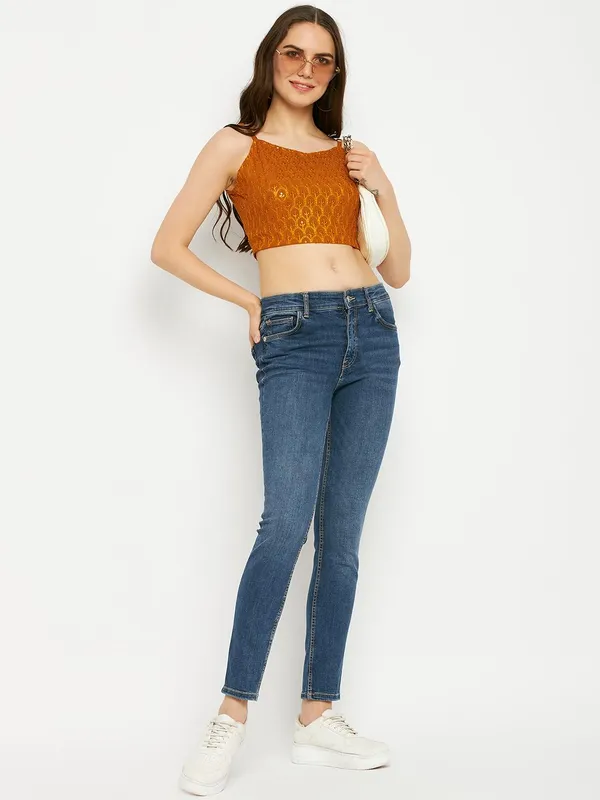 BRINNS_Sequined_Embellished_Shoulder_Straps_Fitted_Crop_Top