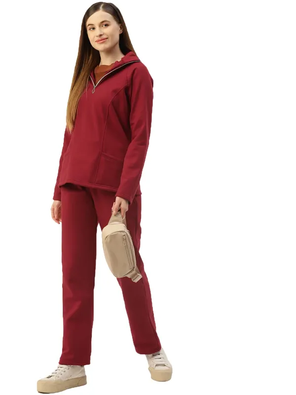 BRINNS_Women's_Solid_Regular_Sweatshirt