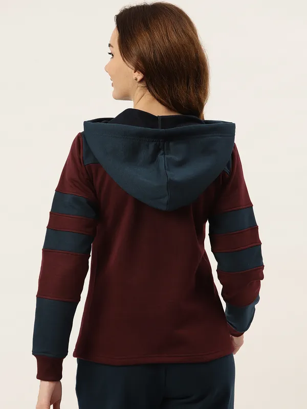 BRINNS_Women_Teal_Blue_&_Burgundy_Striped_Fleece_Hooded_Sweatshirt