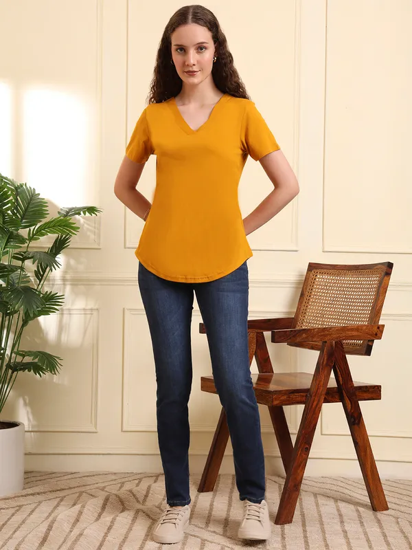 BRINNS_Women_Tshirt