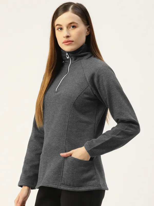BRINNS_Women_winters_Sweatshirt