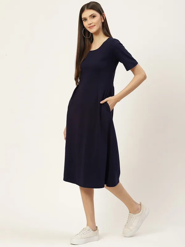 BRINNS_Women_Solid_Plus_Size_Cotton_A-Line_Midi_Dress