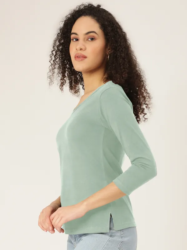 BRINNS_Women_Solid_V-Neck_Cotton_T-shirt