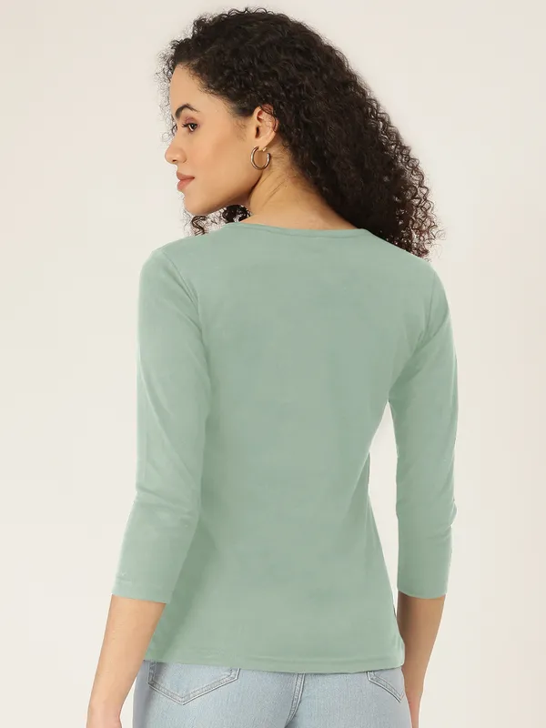 BRINNS_Women_Solid_V-Neck_Cotton_T-shirt