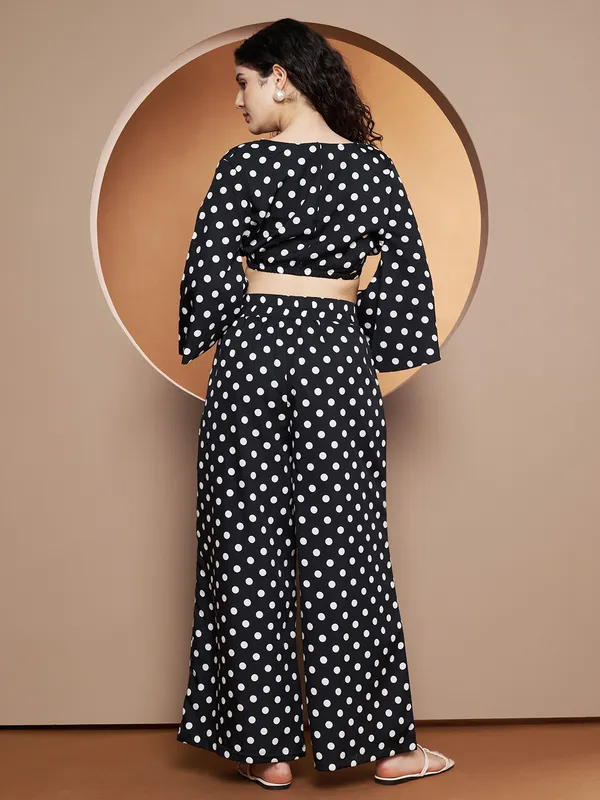 BRINNS_Printed_V-Neck_Top_With_Palazzo