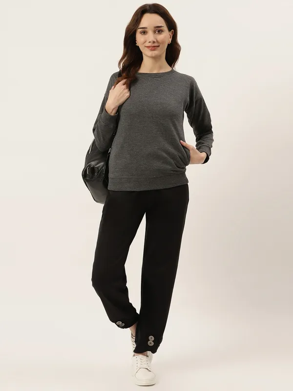 BRINNS_Women_Colourblocked_Sweatshirt