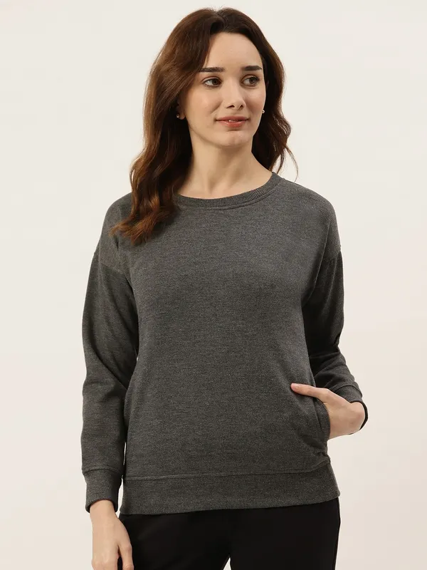 BRINNS_Women_Colourblocked_Sweatshirt