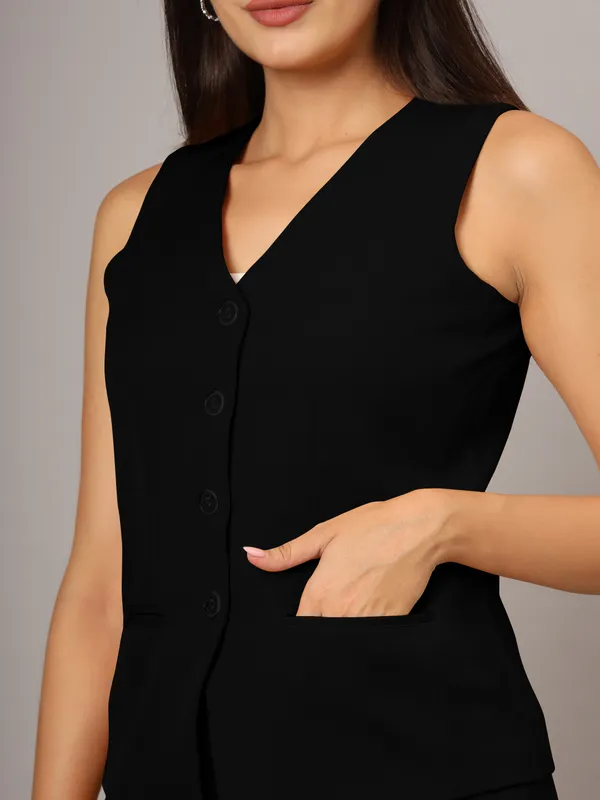 Black_Polyester_Lycra_Suits