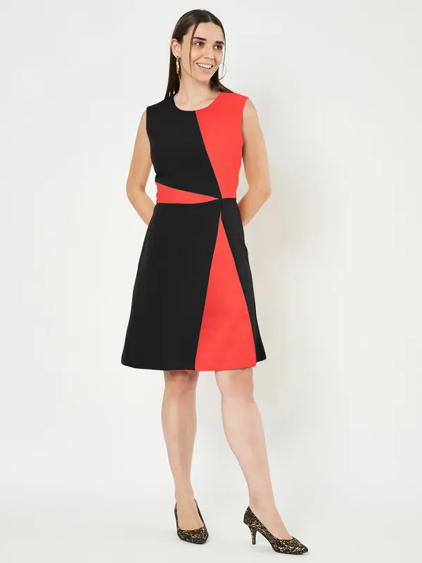 BRINNS_Women_Colourblocked_A-Line_Dress