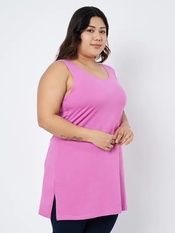BRINNS_Cotton_Round_Neck_Longline_Side_Slits_Slip