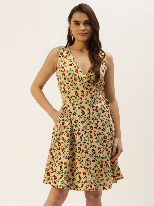 Beige_Polyester_Print_Dresses_For_Women
