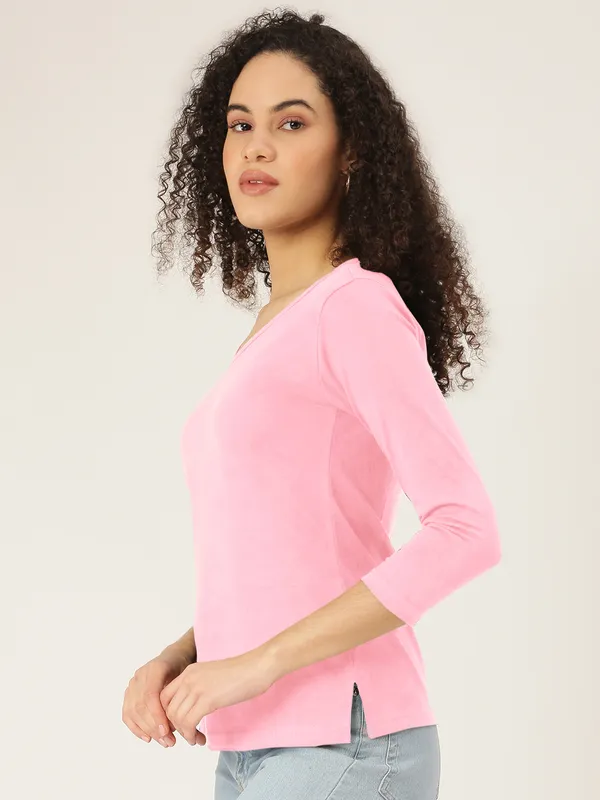 BRINNS_Women_Solid_V-Neck_Cotton_T-shirt