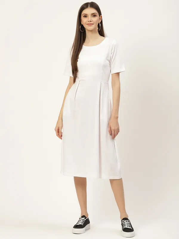 BRINNS_Women_Solid_Plus_Size_Cotton_A-Line_Midi_Dress