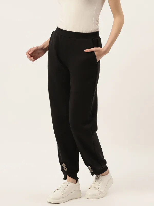BRINNS_Women_Black_Relaxed_Trousers
