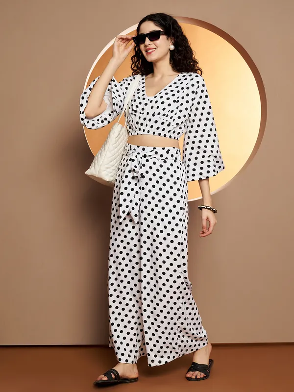 BRINNS_Printed_V-Neck_Top_With_Palazzo