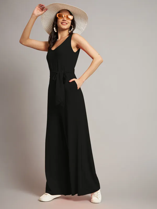 BRINNS_Women_Cotton_Round_Neck_Sleeveless_Basic_Jumpsuit