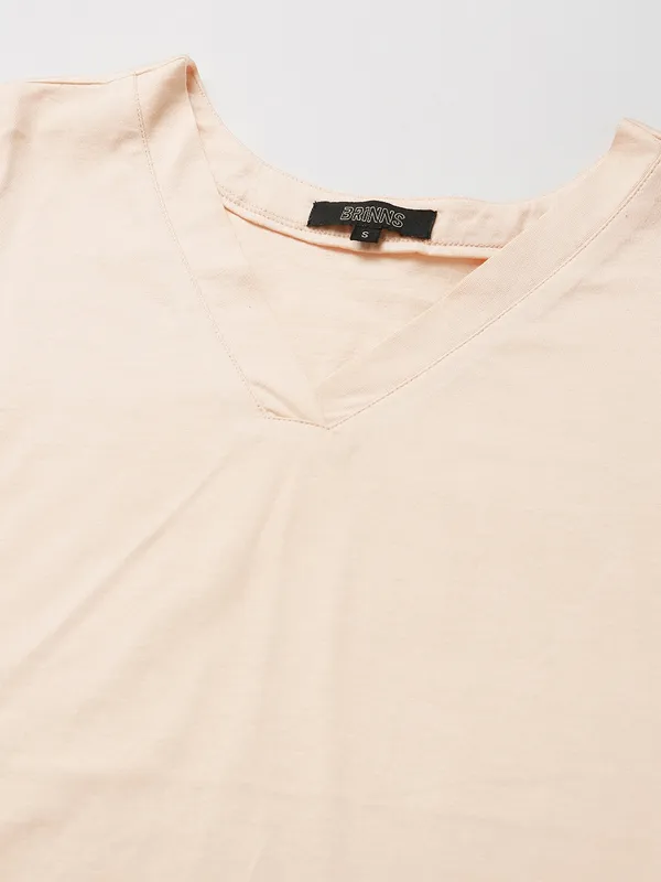 V-Neck_T-shirt