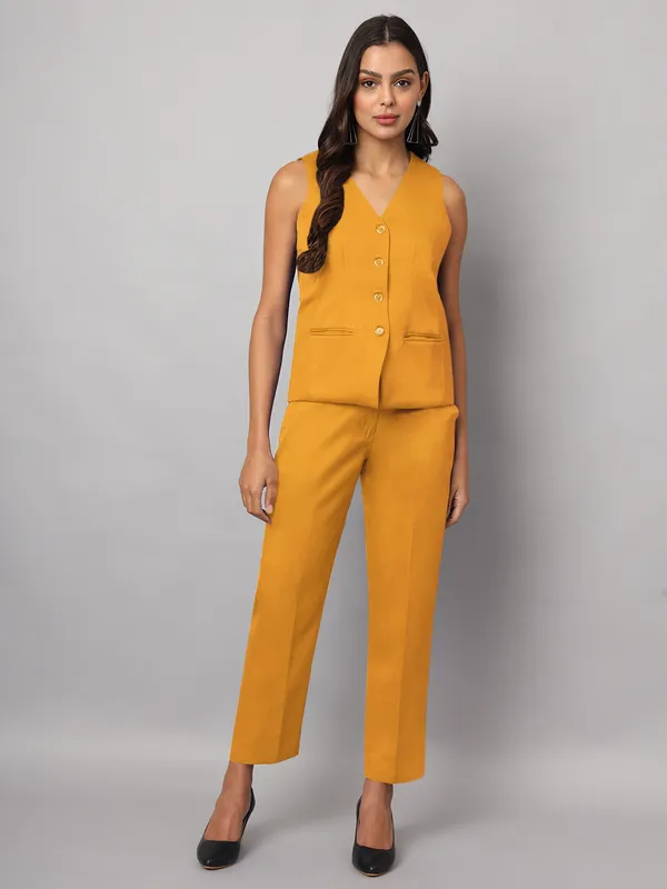 BRINNS_V-Neck_Formal_Waistcoat