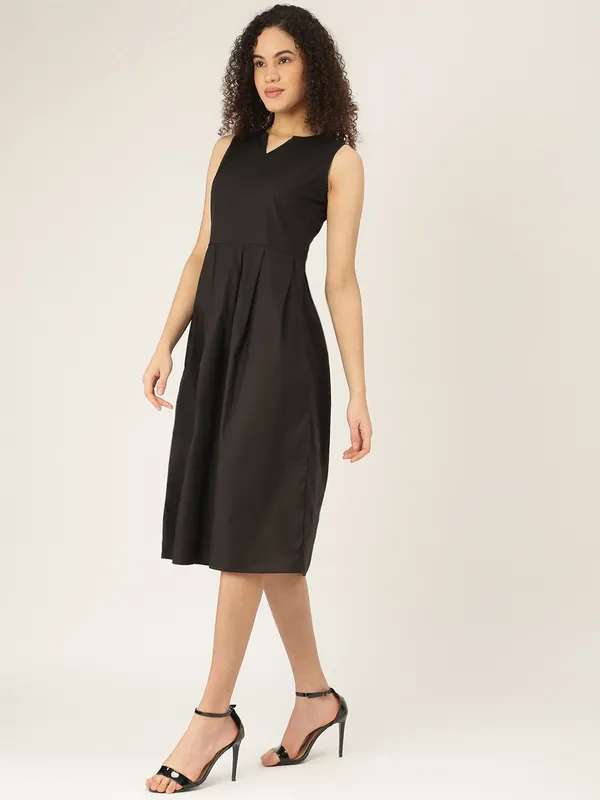 BRINNS_Mustard_Yellow_Midi_Dress