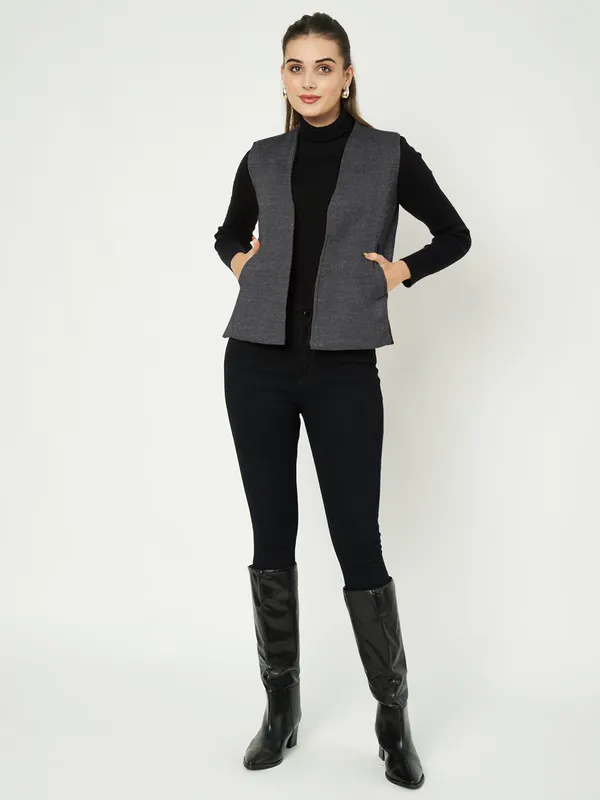Woven_V-Neck_Casual_Waistcoat