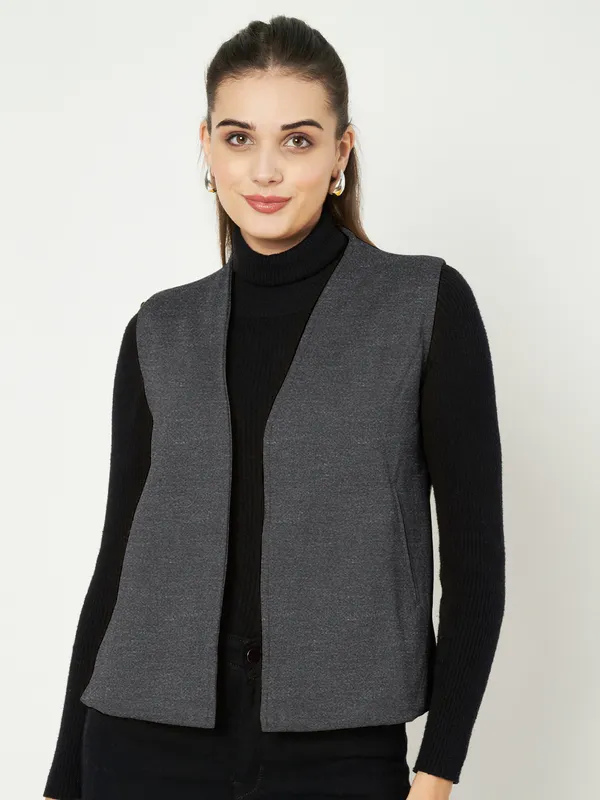 Woven_V-Neck_Casual_Waistcoat
