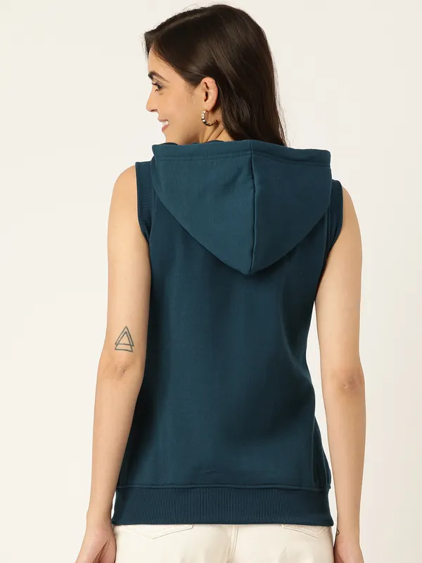 Hooded_Sleeveless_Sweat-shirt
