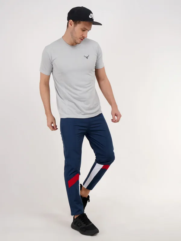 Grey_Round_Neck_T_Shirt_with_Deer_Logo_For_Men