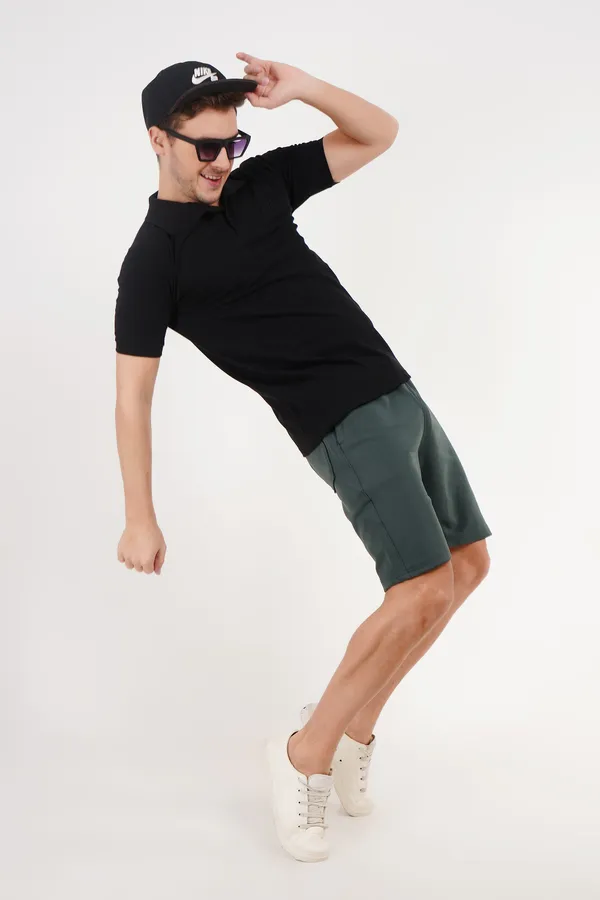 Dark_Green_Cotton_Blend_Casual_Shorts_For_Men