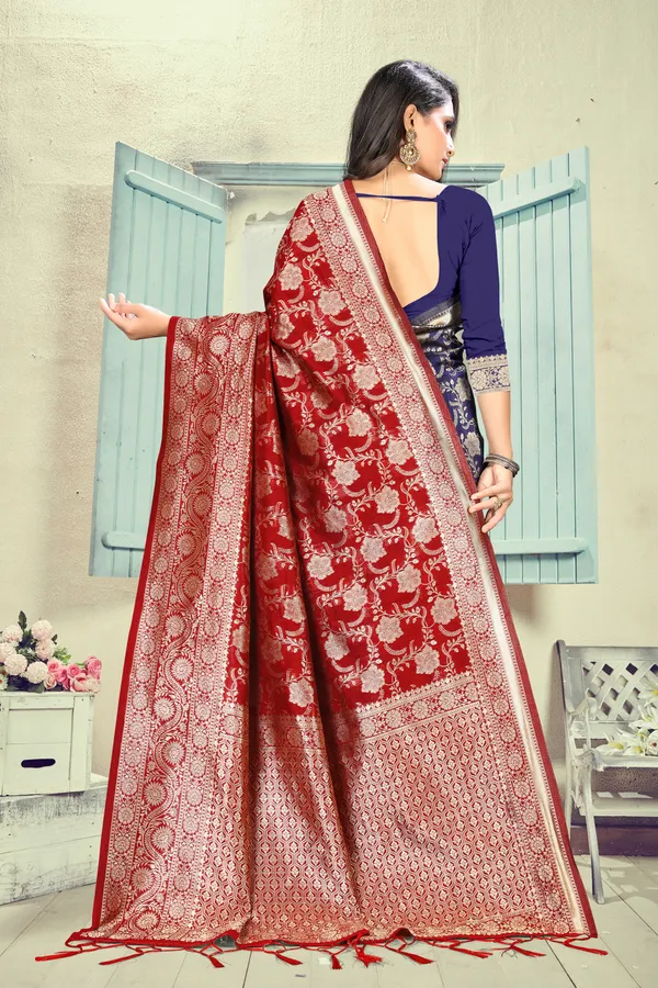 Maroon_Designer_Silk_Blend_Saree_With_Unstitched_Blouse_For_Women