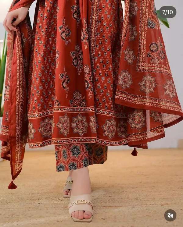 Dreamy_Elegance_Cotton_A-Line_3-Piece_Suit_Set