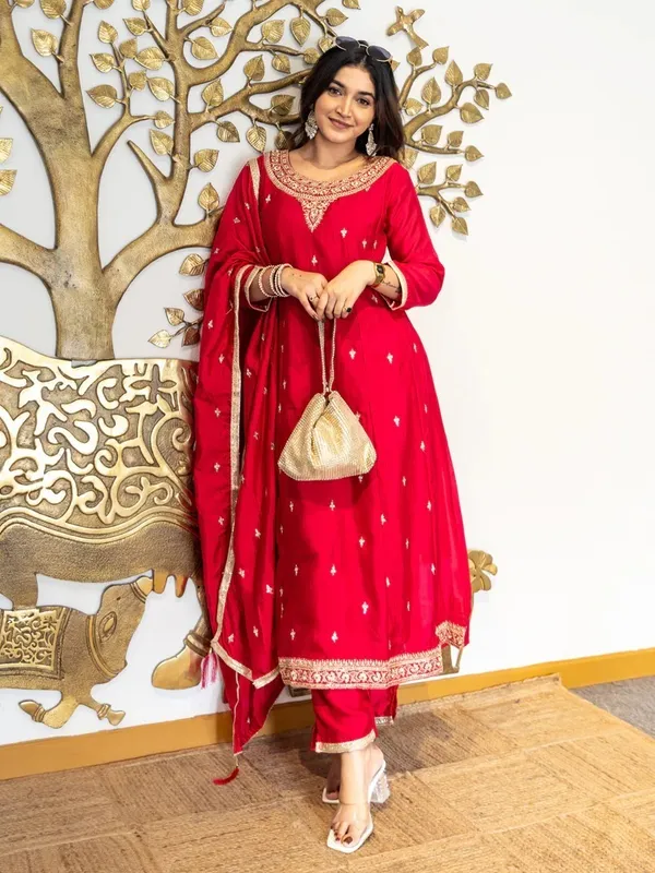 Elegant_Ready_to_Wear_Anarkali_Kurta_Set_in_Soft_Silk_Blend