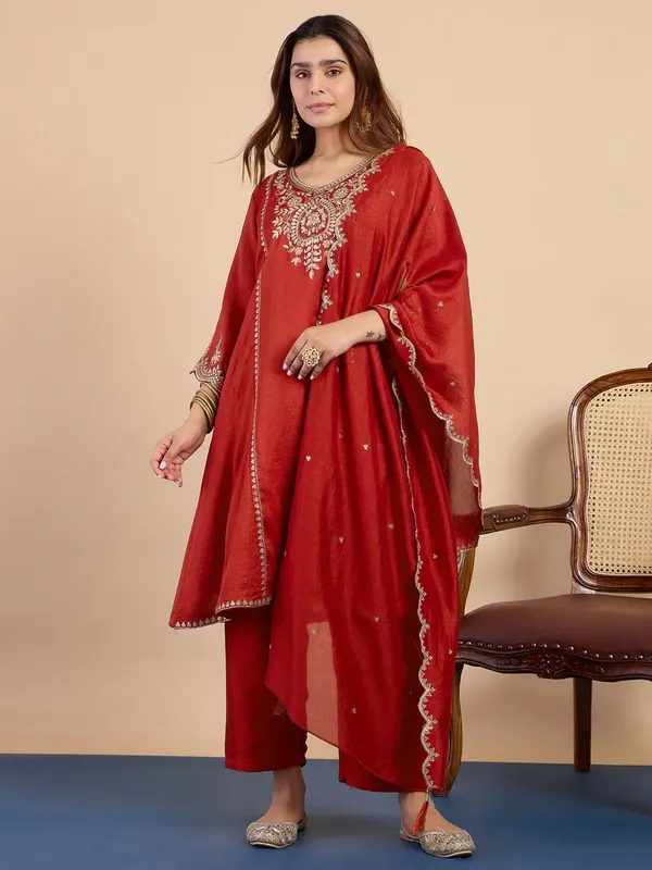Elegant_Silk_Blend_A-Line_Kurta_Palazzo_Set_with_Embroidered_Dupatta