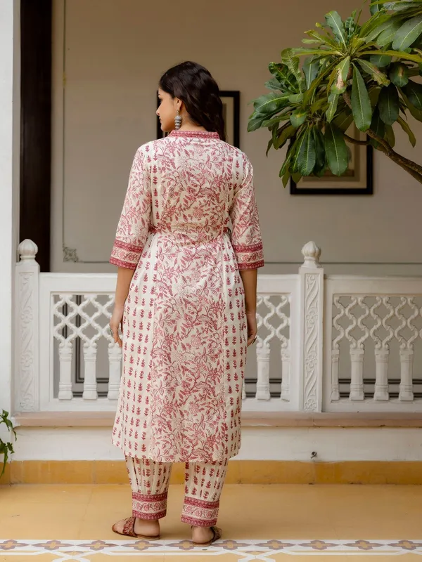 Jaipuri_Pink_Cotton_Printed_Kurti_Pant_Dupatta_with_hand_work_Set