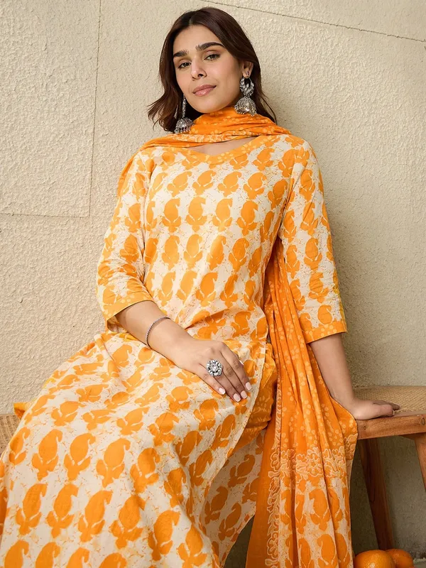 Jaipuri_Yellow_Cotton_Printed_Kurti_Pant_Dupatta_Set
