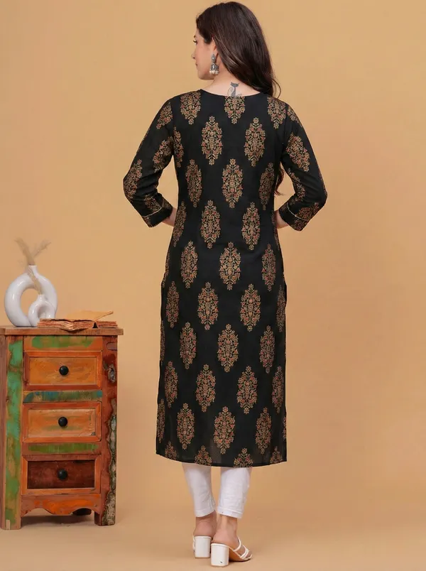 Rayon_Gold_Printed_Black_Straight_Kurti
