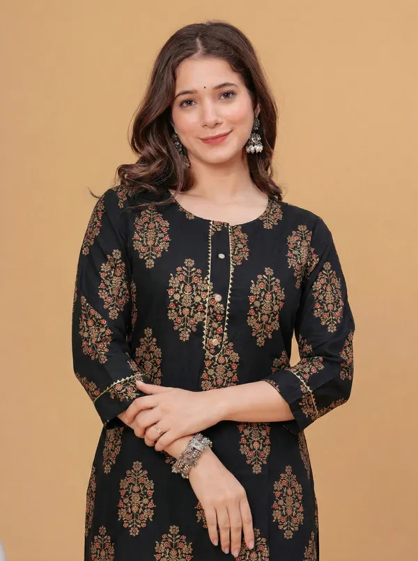 Rayon_Gold_Printed_Black_Straight_Kurti