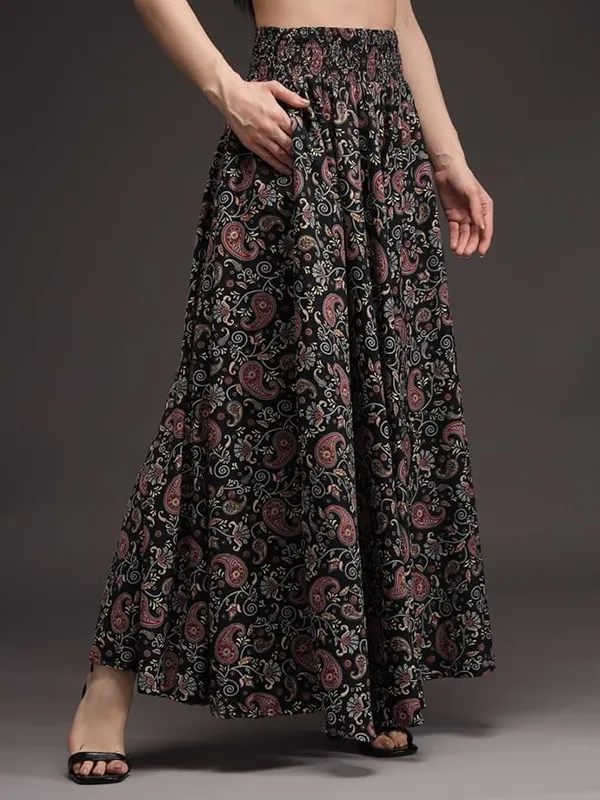 Women_Viscose_Crepe_Flared_Printed_Palazzo_Elasticated_Waist_Loose-fit_&_Regular,_Casual_Wear