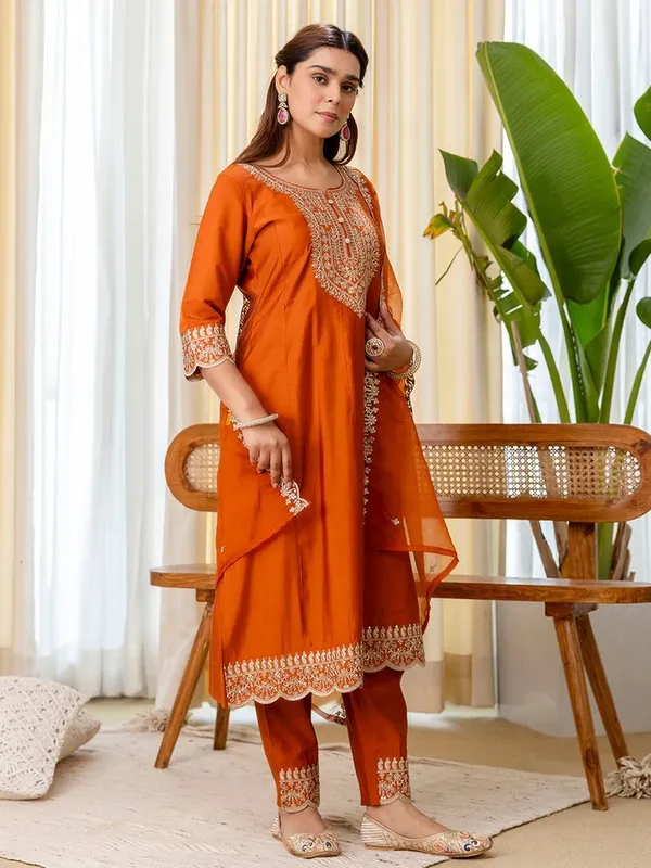 Women__Embroidred_Kurta_Sets_with_Sequins_Work_Women_3pcs_Suits