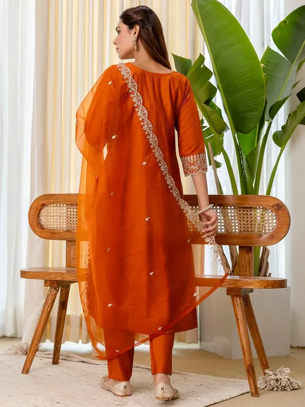 Women__Embroidred_Kurta_Sets_with_Sequins_Work_Women_3pcs_Suits