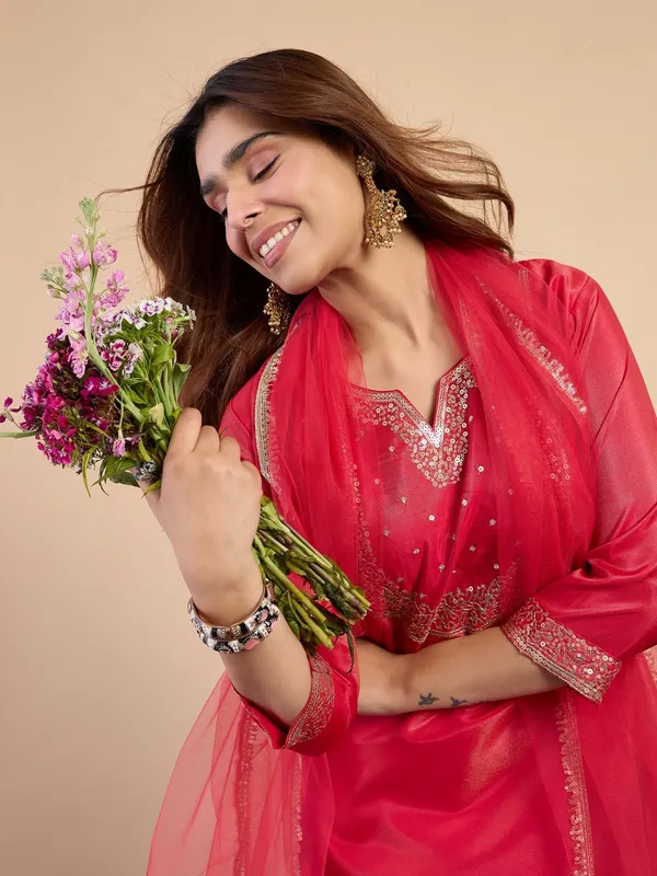Women_Silk_Kurta_Pant_Dupatta_Set