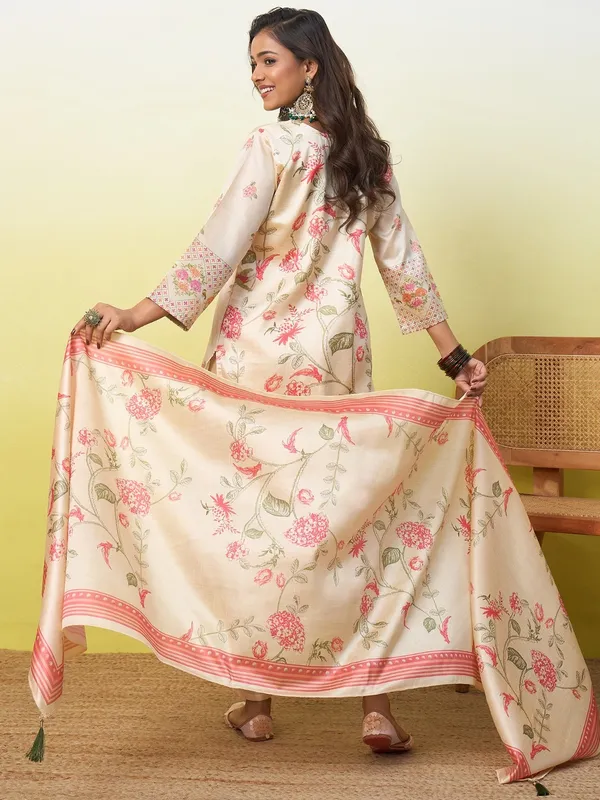 Women_Silk_Kurta_Pent_Dupatta_Sets_with_Beads_Embroidery