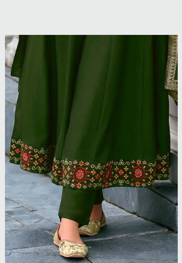 Women__silk_blend_Kurta__Sets_Pant_and__dupatta