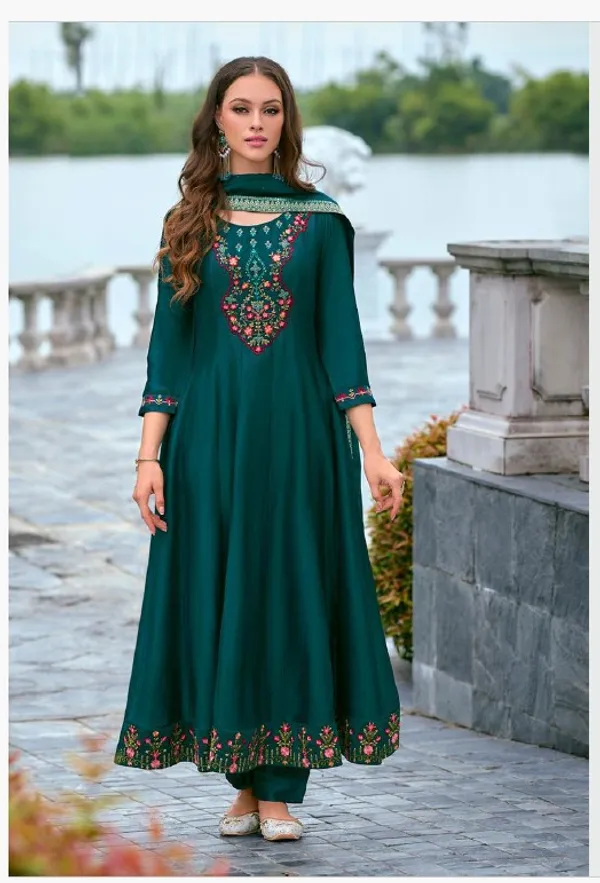 Women__silk_blend_Kurta__Sets_Pant_and__dupatta