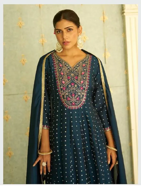 Women__silk_blend_Kurta__Sets_Pant_and__dupatta_With_four_side_lace