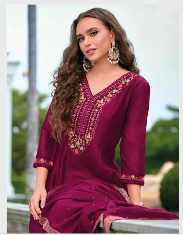 Women__silk_blend_Kurta__Sets_Pant_and__dupatta